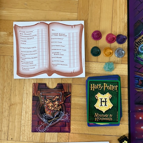 Harry Potter Mystery at Hogwarts Game EUC - Picture 7 of 8